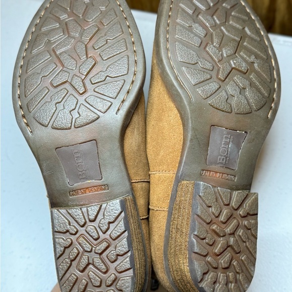 Born Shari II Tan Suede Ankle Boots size 7M southwestern western EUC - Picture 7 of 7